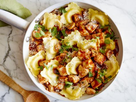 Herb & Balsamic Chicken & Ravioli Skillet