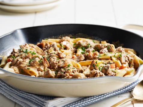Hamburger Stroganoff Skillet