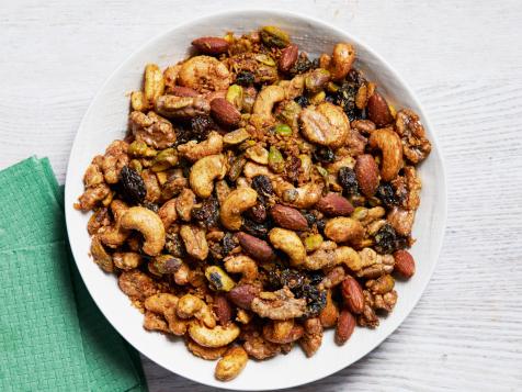 Mixed Masala Nuts with Raisins