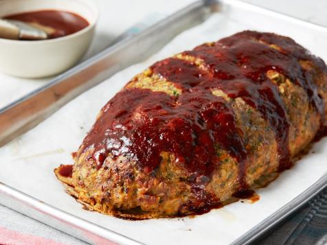 Cheddar-Chive Meatloaf with Spicy Barbecue Glaze