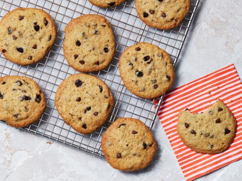 Mini Chocolate Chip-Currant Cookies