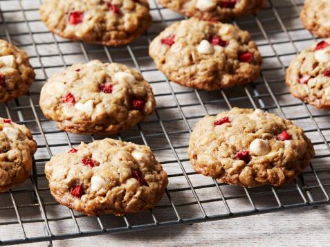 Oatmeal Cookies with Yogurt Chips and Strawberries
