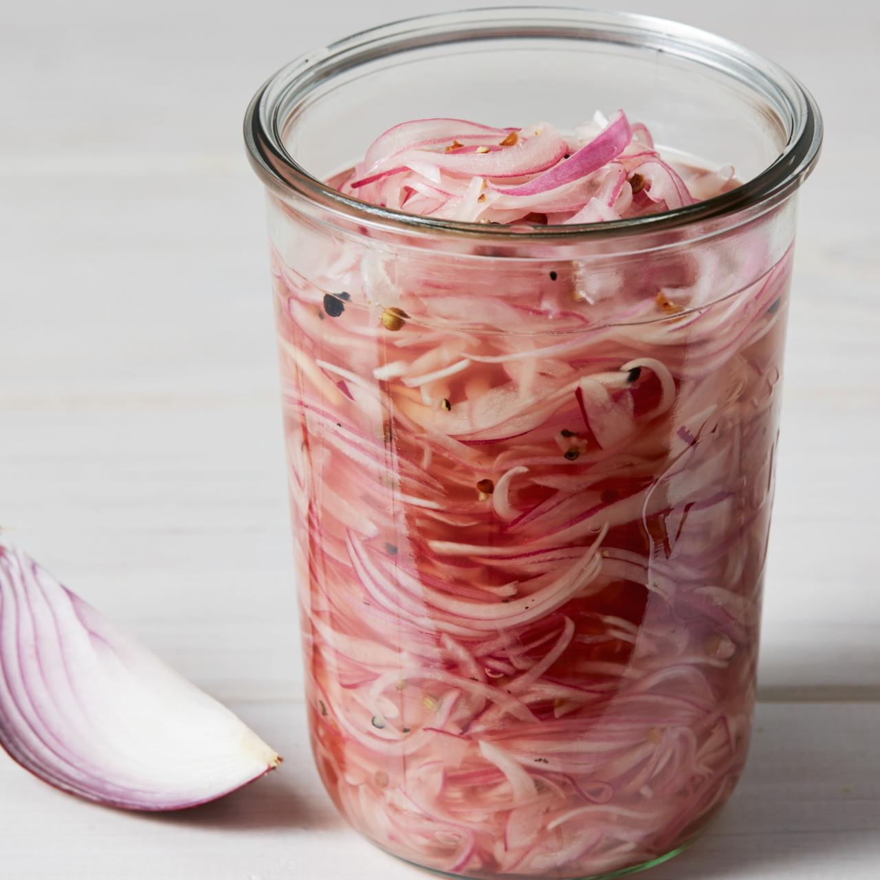 https://food.fnr.sndimg.com/content/dam/images/food/fullset/2018/3/30/1/LS-Library_Pickled-Red-Onions_s4x3.jpg.rend.hgtvcom.1280.1280.suffix/1522444123827.jpeg