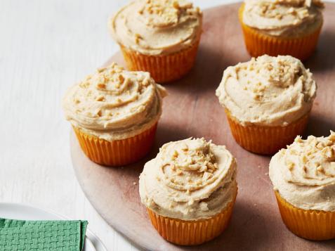 Yellow Cupcakes with Peanut Butter Frosting