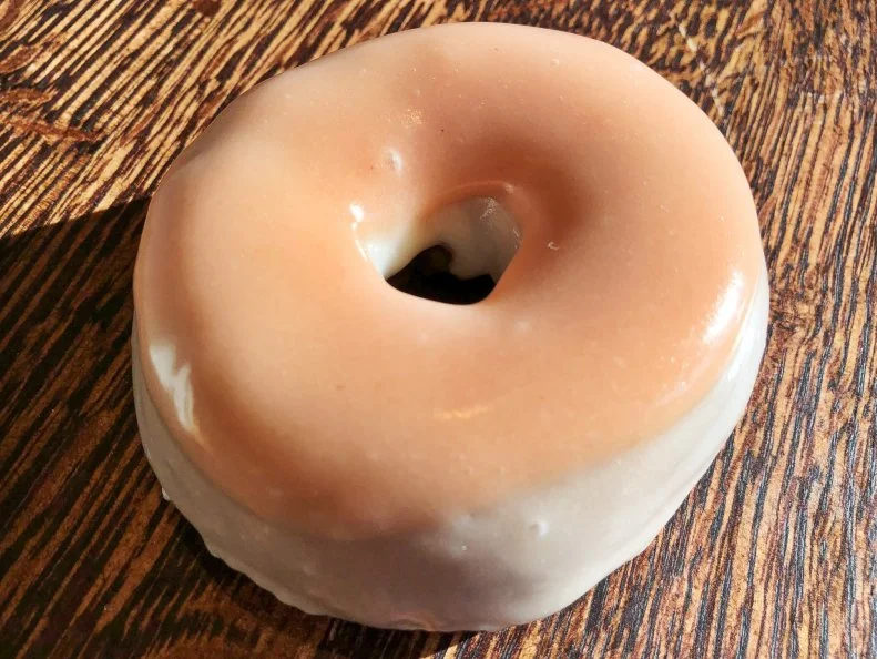Inspired by the classic Cuban baked puff pastry filled with sweet or savory toppings, the Pastelito is a doughnut covered in cream cheese glaze with a guava glaze, available at the six Philly-area locations of Federal Donuts. Itâ  s a tropical, exotic treat just like youâ  d find on food carts in Havana.