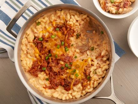 One-Pot Pulled Pork Mac and Cheese