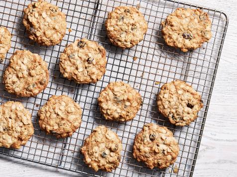 Oatmeal, Walnut and Raisin Cookies