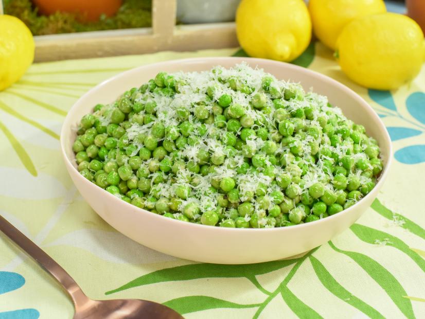 Sunny Anderson makes Five Ingredient Lemon and Cheese Peas, as seen on The Kitchen, Season 17.