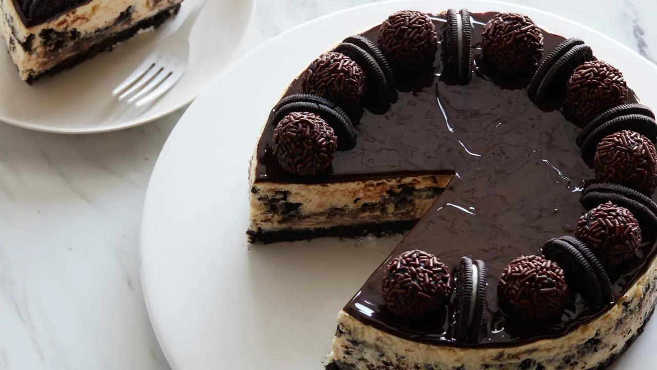 Oreo Lover's Cheesecake