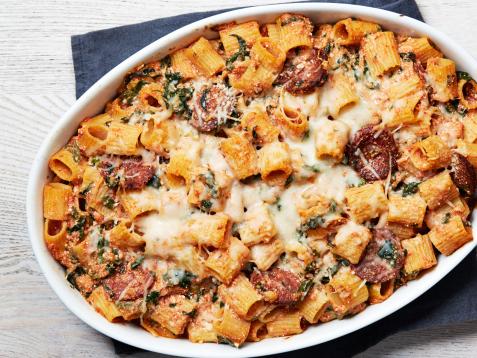 Creamy Spinach and Pepperoni Baked Pasta