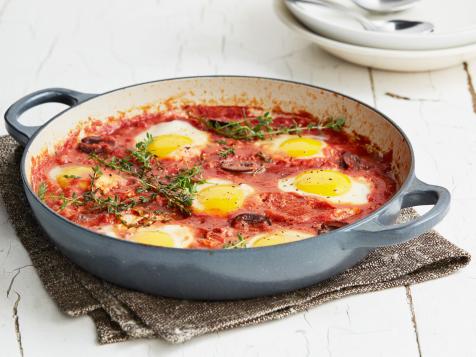 Poached Eggs in Tomato Sauce