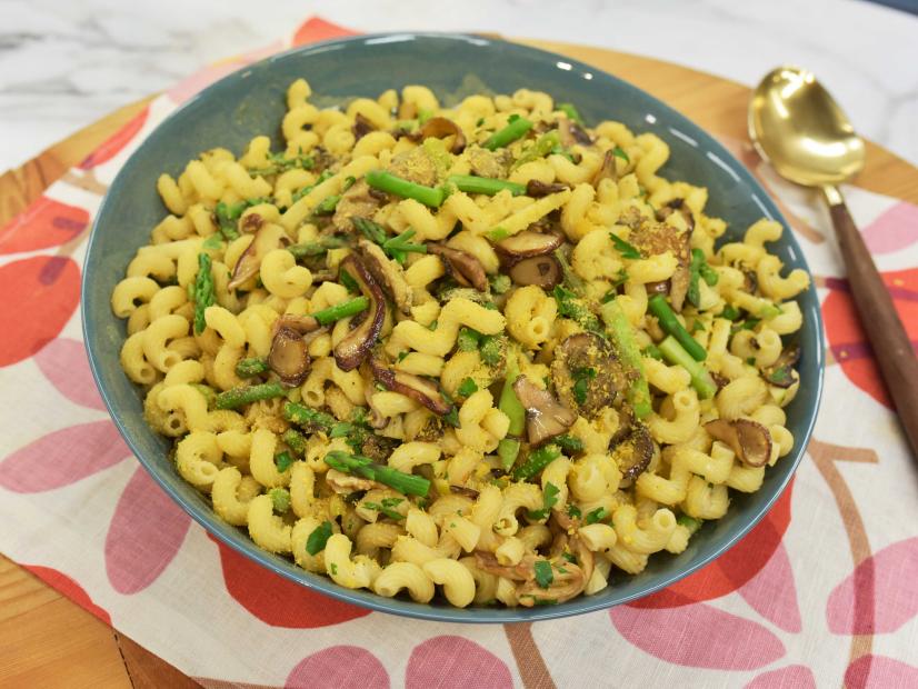 Katie Lee makes Pasta with Mushrooms, Walnuts, Asparagus, and Apples, as seen on The Kitchen, Season 17.