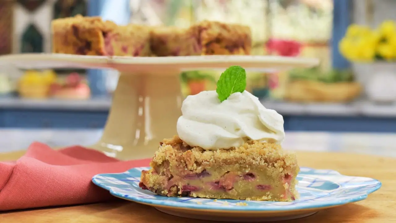 Strawberry-Rhubarb Buckle