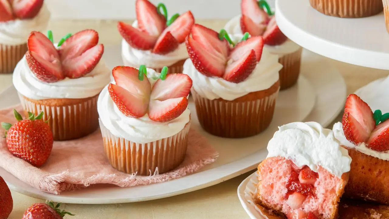 Strawberry Shortcake Cupcakes