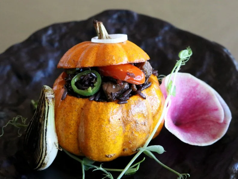With Houston’s close proximity to Mexico and its abundant waters, the fresh flavors of the Gulf appear often. There are few better ways to experience the bounty than through Chef Hugo Ortega’s Mexican coastal kitchen Caracol, in Uptown. If you start with ceviche, you’ll find pure ingredients like cucumber, red onion and serrano gently mixed with lime-cured red snapper or Baja-yellowtail hamachi, a decadent precursor to chorizo-stuffed squid with a fiery tomato-habanero sauce. Add creamy lobster rice and melt away into a seafood-fueled stupor.