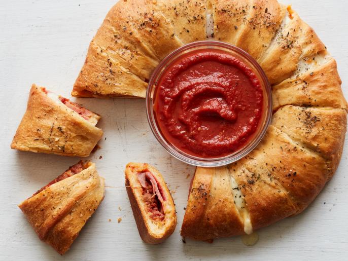 Meat Lover's Pizza Crescent Ring Recipe Food Network Kitchen Food