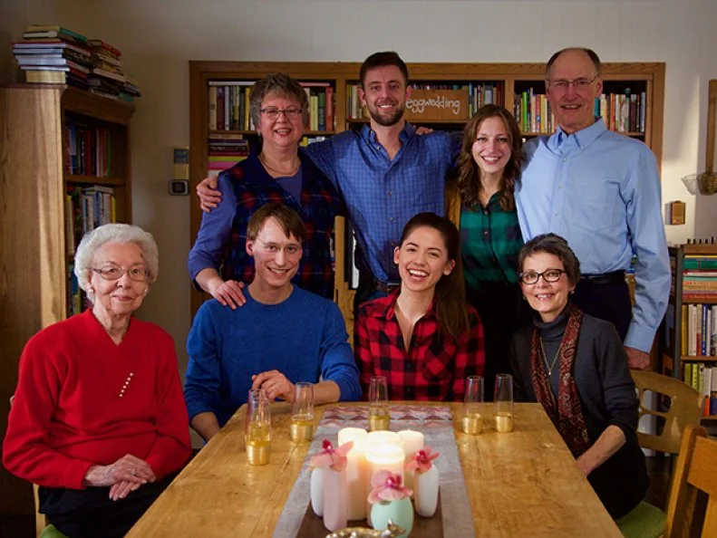 Molly and her extended family around the tabel