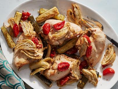 Ellie Krieger's
Tuscan Roasted Chicken and Vegetables, as seen on Food Network's Healthy Appetite with Ellie Krieger, Season 3