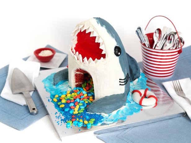 Shark Cake Design Images (Shark Birthday Cake Ideas) | Shark birthday  cakes, Cake, Cool cake designs
