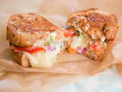 Grilled cheese sandwhich with a bagel twist