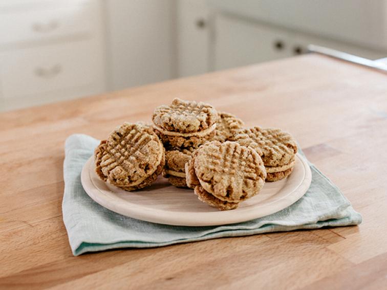 Pistachio Butter Sandwich Cookies Recipe Molly Yeh Food Network