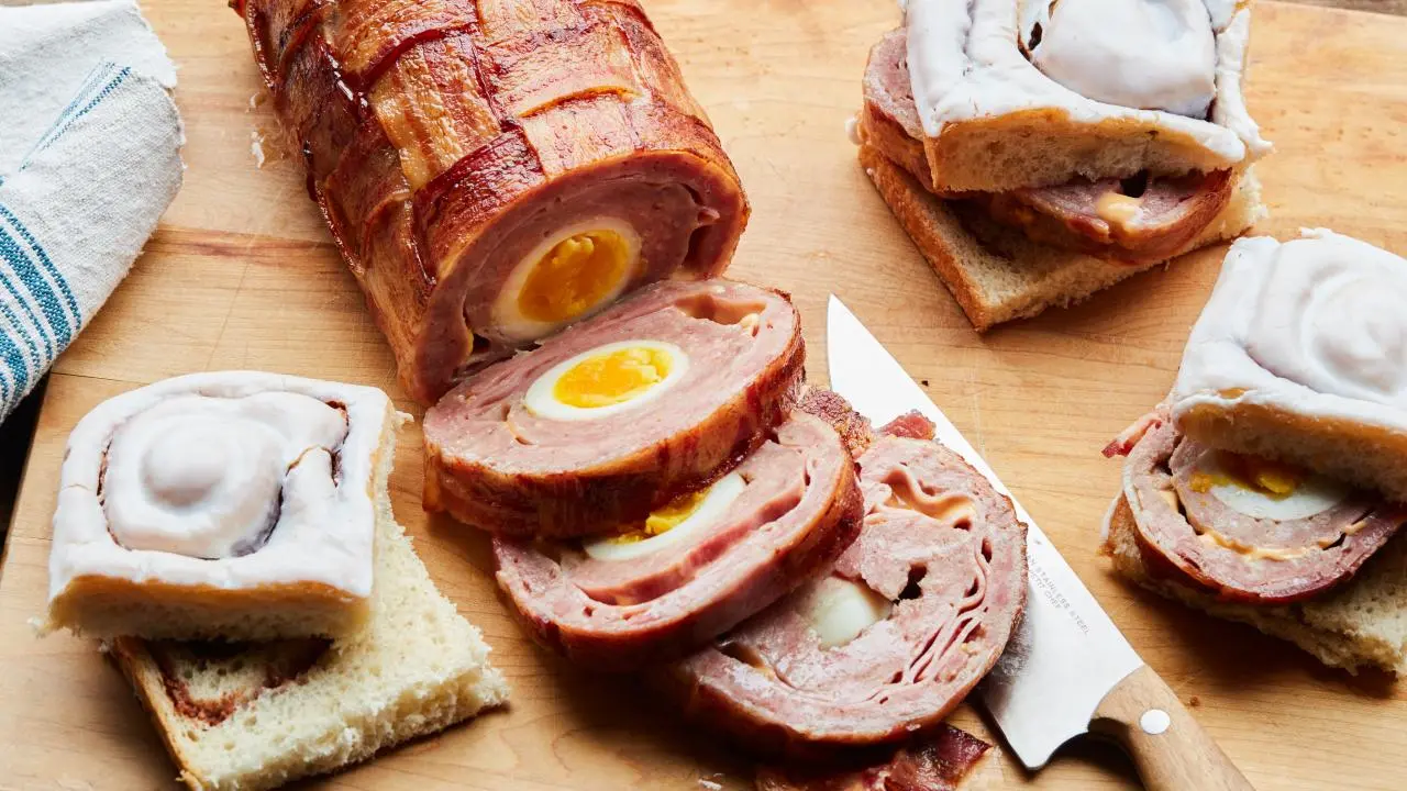 Grilled Egg-and-Cheese-Stuffed Breakfast Fatty