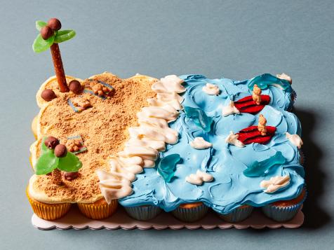 Shark Beach Pull-Apart Cupcakes