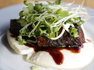 Pork Belly bun at Oiistar in Chicago, as seen on Comfort Food Tour, Season 2.