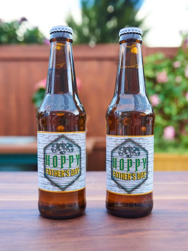 Jeff Mauro makes a Father's Day craft using Beer, as seen on The Kitchen, Season 17.
