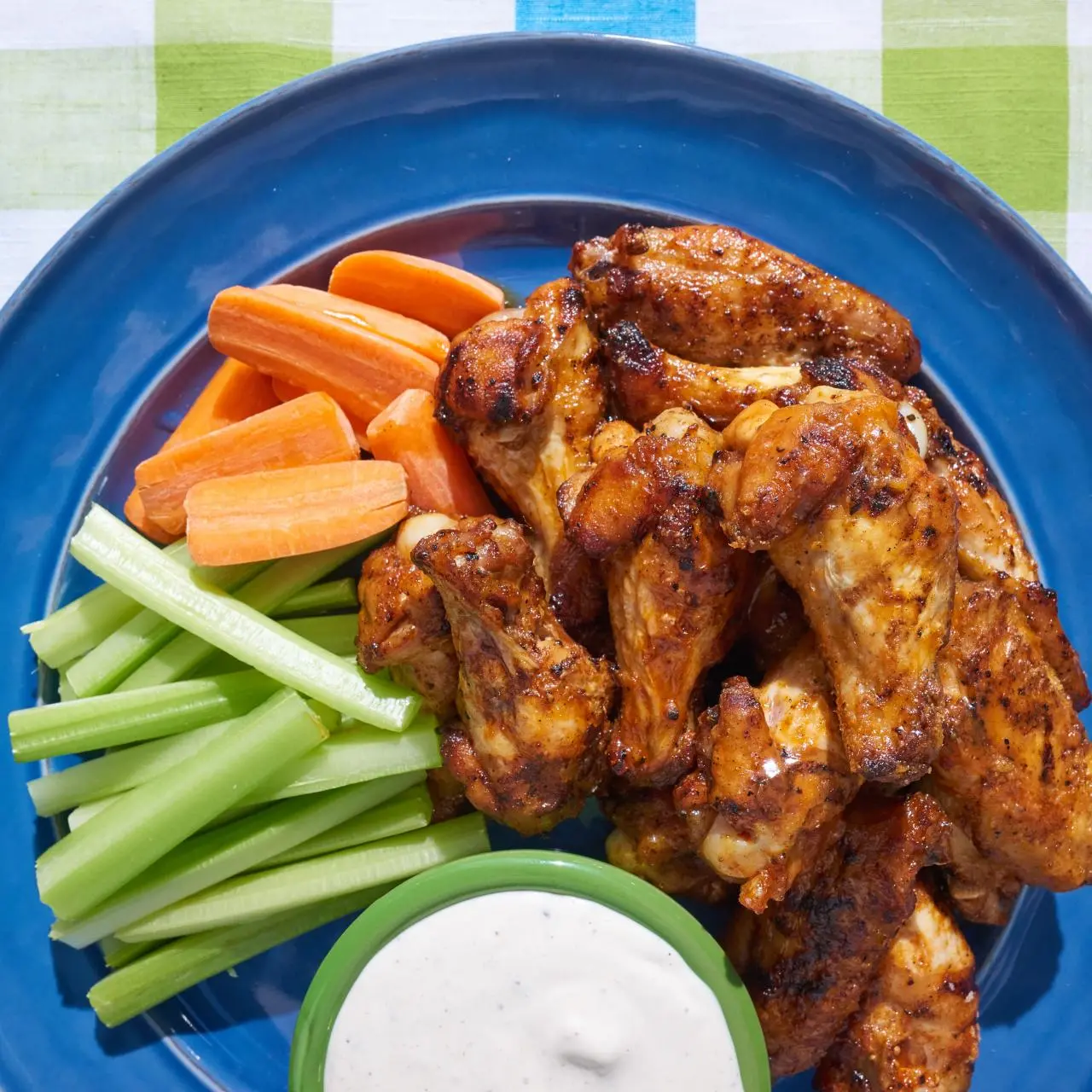Grilled Buffalo BBQ Wings with Blue Cheese Yogurt Dip Grilled Buffalo BBQ Wings with Blue Cheese Yogurt Dip
