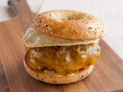 Close-up of Breakfast Bagel Burger, as seen on The Pioneer Woman, Season 19.