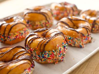 Close-up of Donut Ice Cream Sandwiches, as seen on The Pioneer Woman, Season 19.