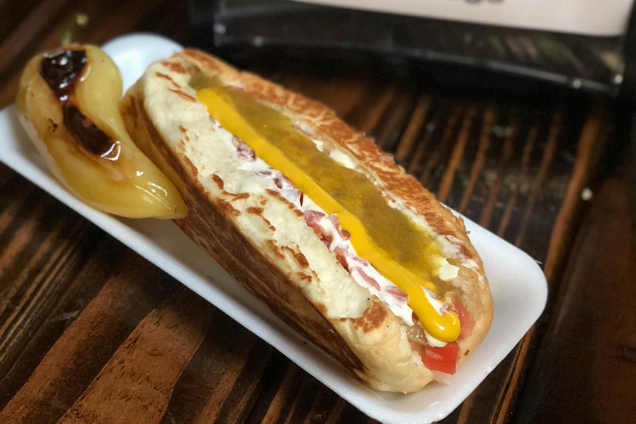 The 7 Best Hot Dog Joints in New Hampshire!