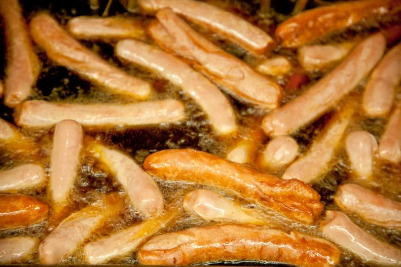 Garden State residents love their weenies just as much as New Yorkers do. The most-famous of all Jersey dogs is the Ripper, a deep-fried pork and beef frank that gets its name from the rips and cracks in the skin that result from its dip in the deep fryer. Rutt’s Hut in Clifton has been cooking rippers this way since 1928. They’re served on a regular or toasted bun with a mustard and special relish that’s just as legendary as the hot dogs themselves.
