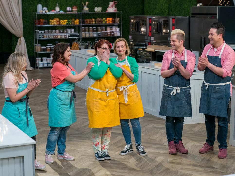 Top Moments from Wedding  Cake  Championship  Season  1 