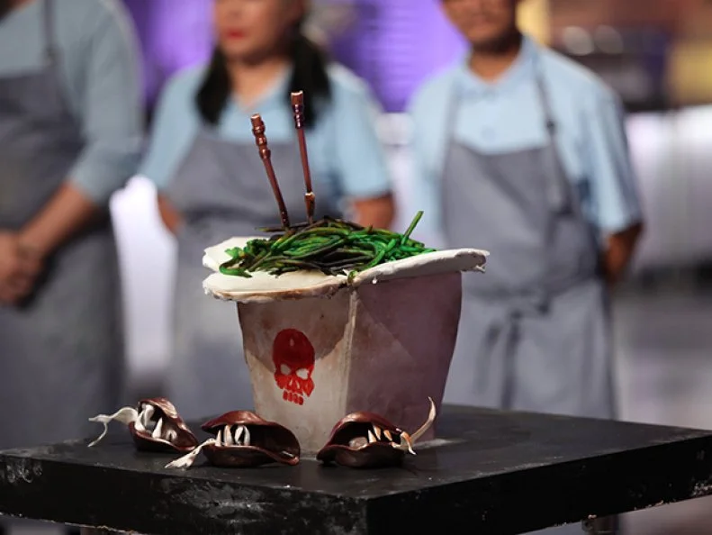 Team Candied Cadavers' small scare creation, monster green bean noodles, as seen on Halloween Wars, Season 8.