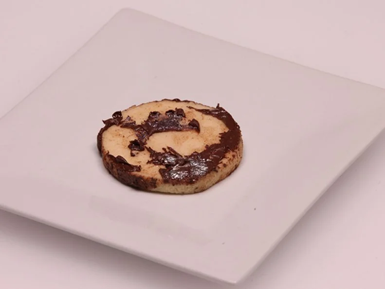 Team Zesty Zombies' tasting treat, moon sugar cookie, as seen on Halloween Wars, Season 8.