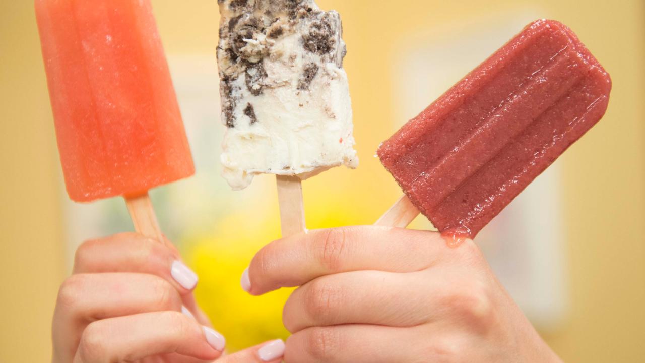 Cookies and Cream Ice Pops