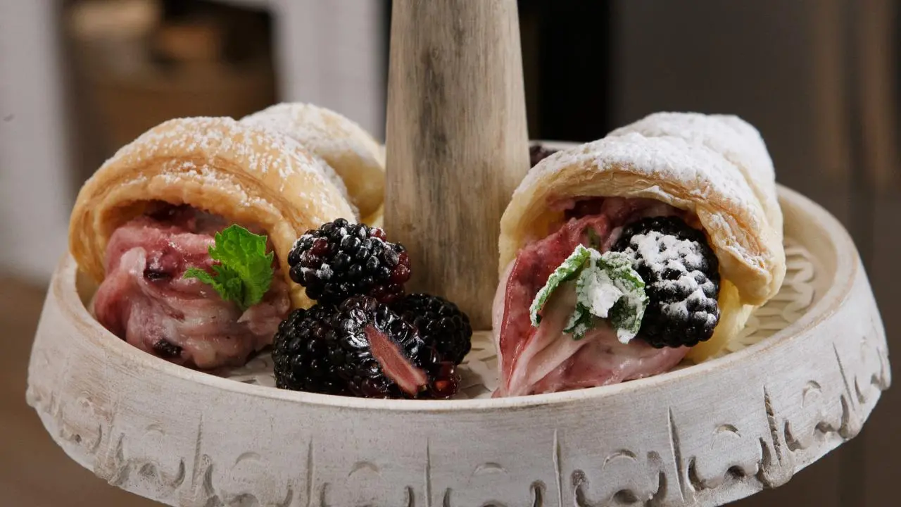 Cream-Filled Puff Pastries