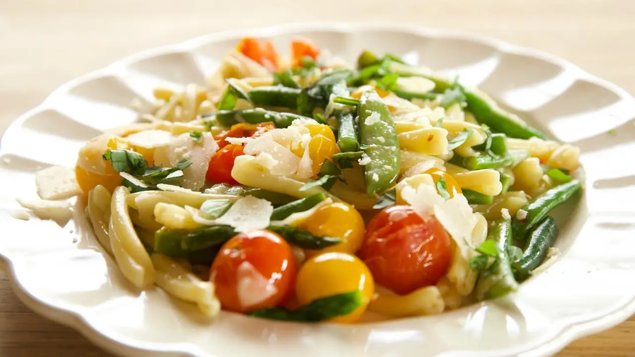 Ree's Loaded Veggie Pasta