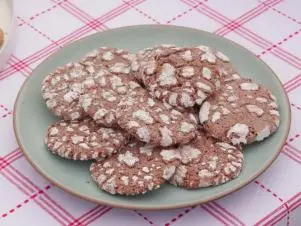 Sam & Cody Carroll's Chicory and Chocolate Cookies will make a great dessert for their tailgate party as seen on Cajun Aces