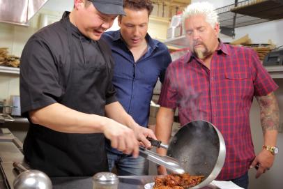 Watch Diners, Drive-Ins, and Dives