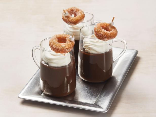 Coffee Pudding with Mini Doughnuts_image