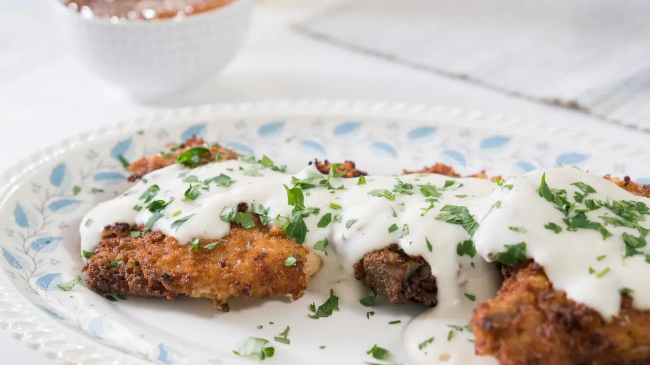 Cornbread-Crusted Pork Chops