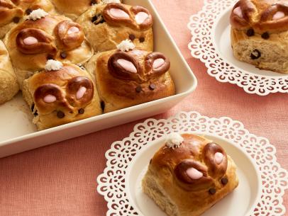 FN Flat Recipe: Bunny Buns, With a few twists and pulls, we turned sweet Easter rolls into the cutest holiday side dish