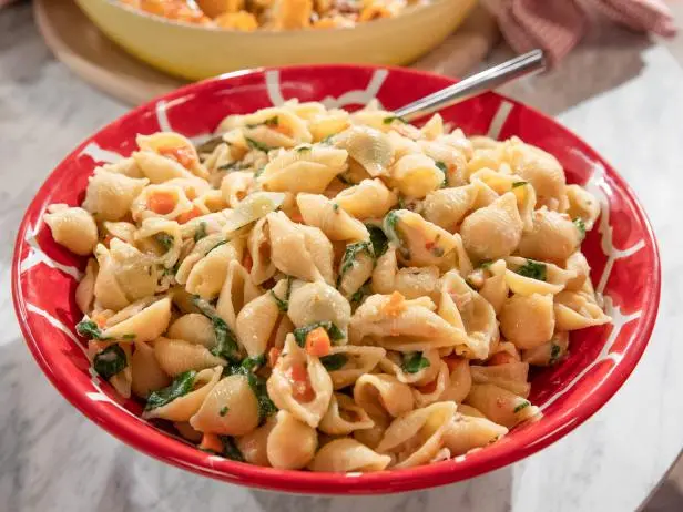 Pasta with Creamy White Beans Recipe | Giada De Laurentiis | Food Network