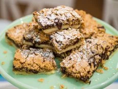 Deb Perelman makes Bake Sale Winning-est Bars, as seen on Food Network's The Kitchen