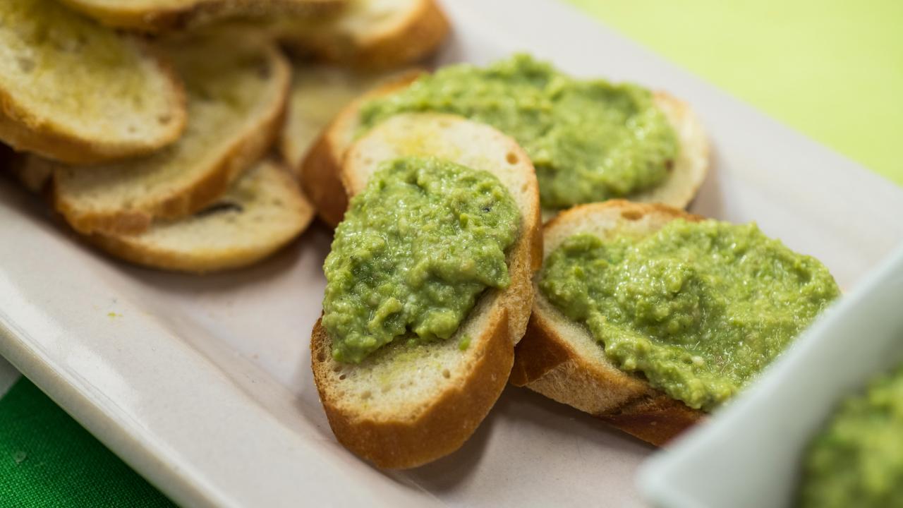 Cheapo Pea Pesto
