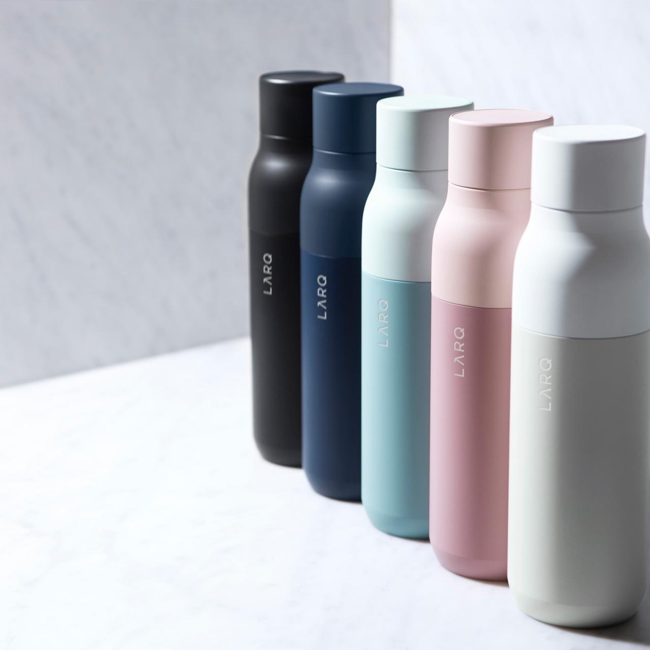 Thermos bottle with water purification filter - Larq bottle