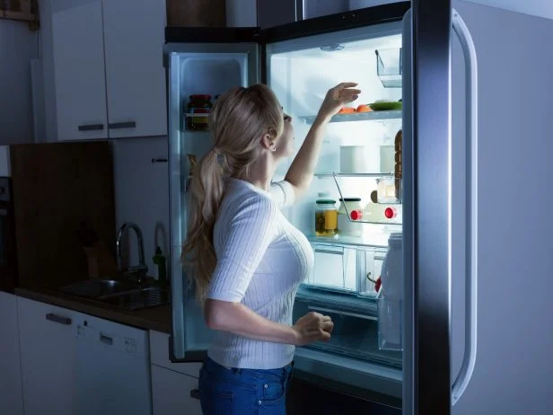 10 Foods Nutritionists Eat Before Bed : Food Network | Food Network